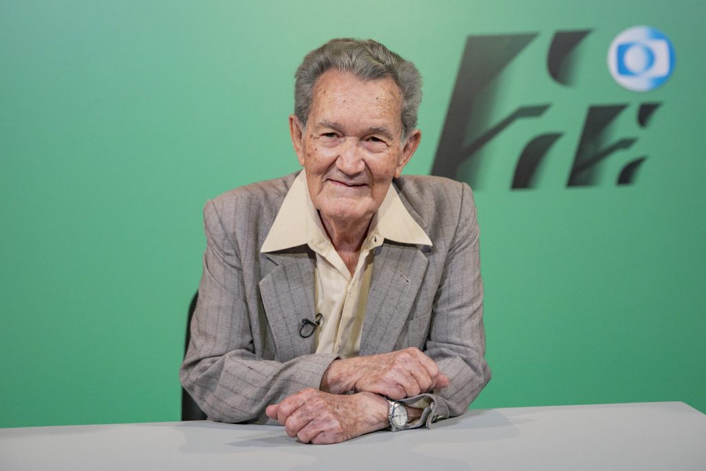 Léo Batista, a ‘voz marcante’ do jornalismo brasileiro, morre no Rio aos 92 anos