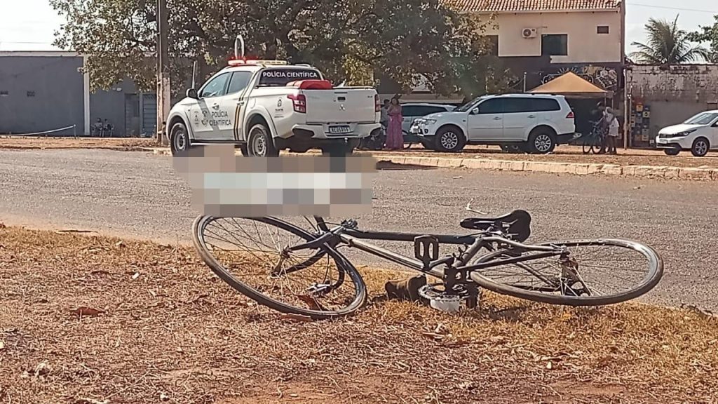 Ciclista morre após ser atropelado em avenida de Palmas e motorista foge sem prestar socorro