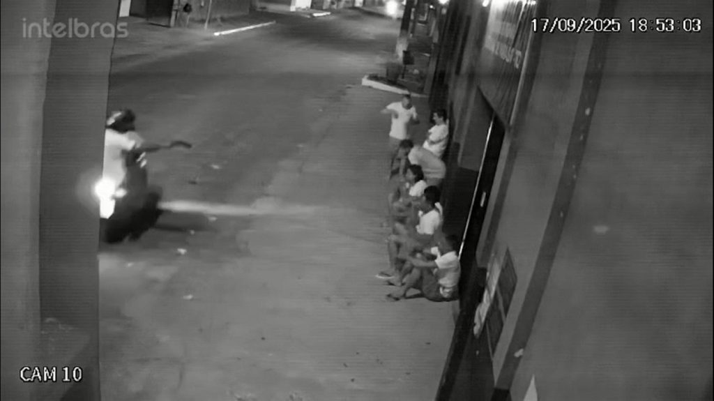Polícia prende suspeito de ataque a tiros que deixou dois detentos mortos na porta de presídio no Tocantins