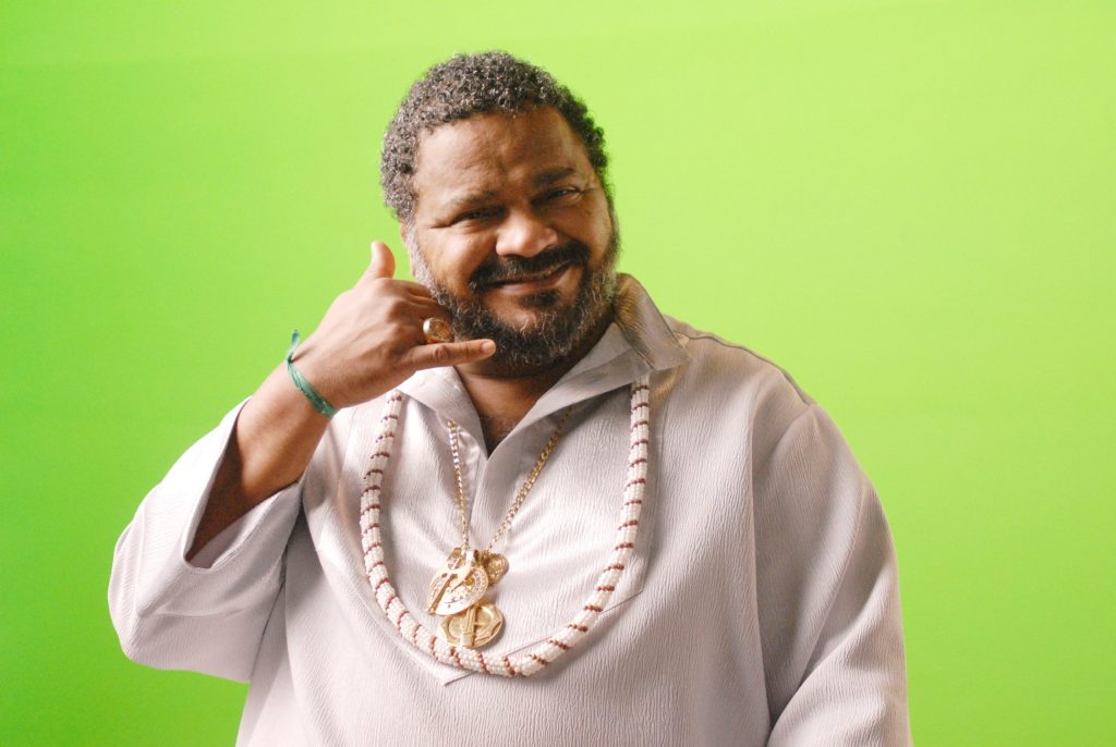 Arlindo Cruz é celebrado por cantoras em EP que fica completo com a edição da gravação feita por Vanessa da Mata